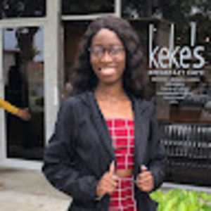 Meet your Posher, Leigha